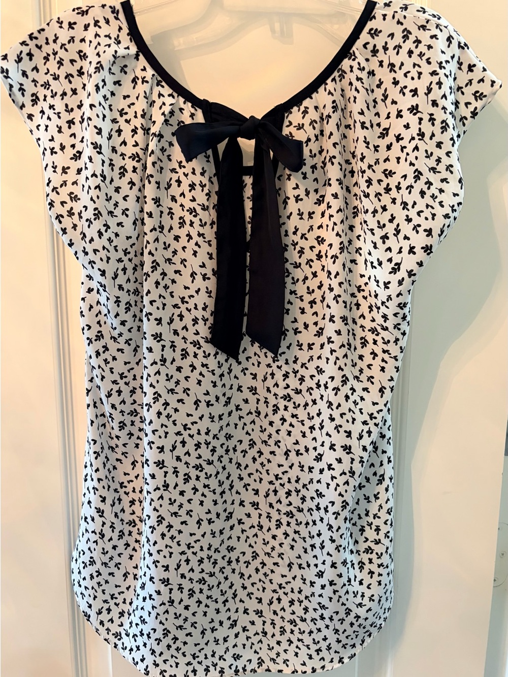 LC Lauren Conrad White Blouse with Back Black Bow and Micro Print, S